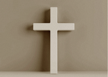 Tauren Wells Invites Listeners Into a Sacred Space of Worship with New Single “Thank You For The Cross”