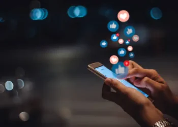 Best Times to Post Your Music on Social Media (And Why It Matters)